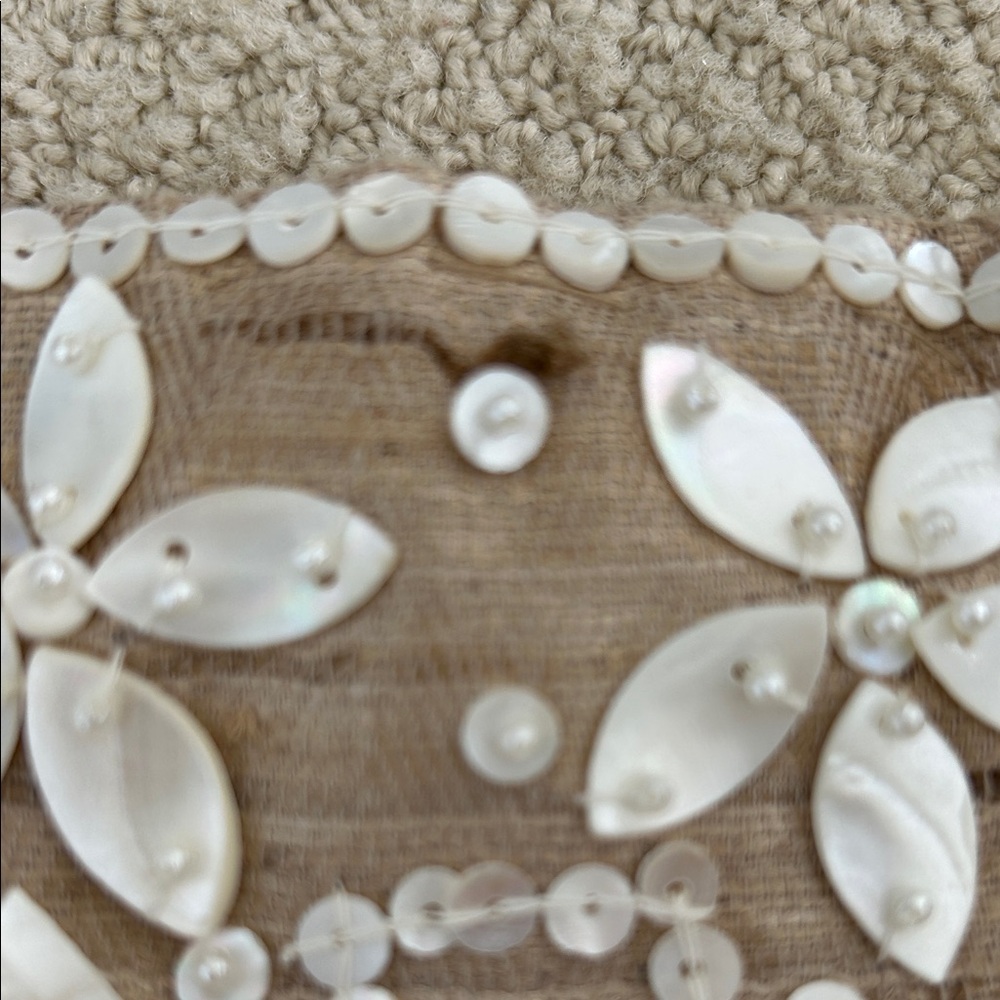 Beaded Floral Handheld Clutch Bag in Beige Linen - Picture 8 of 9